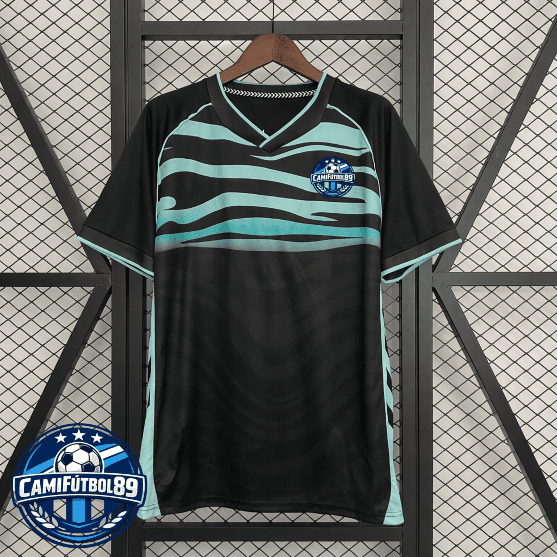 Camiseta negra 25/26 estilo Betis 3 - 1